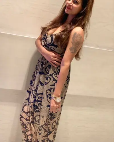Bayana Escort